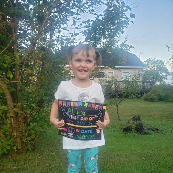 Meet your Posher, Candace - Picture 1 of 1